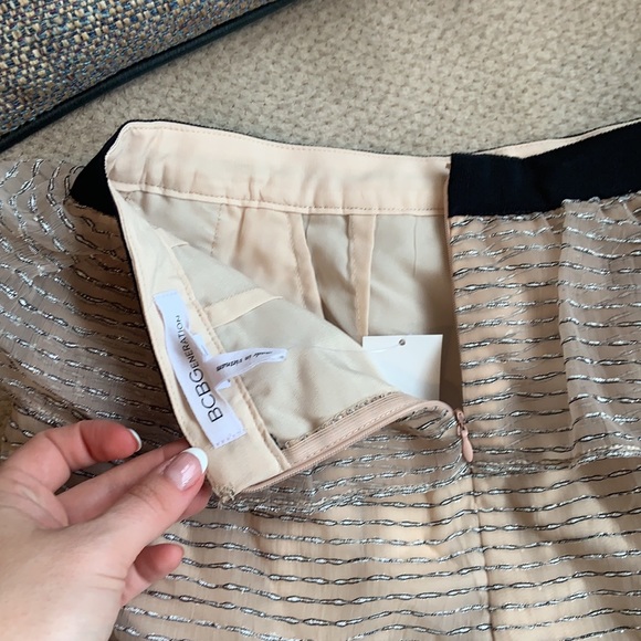 🆕BCBG Ruffle Fancy Shorts (sz 2-8) - Picture 5 of 9